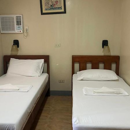 Dubay Panglao Beachfront Resort מראה חיצוני תמונה