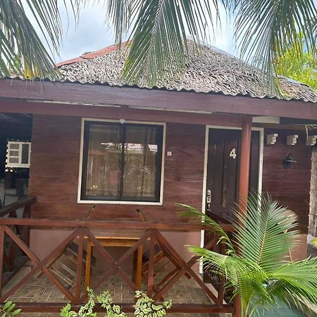 Dubay Panglao Beachfront Resort מראה חיצוני תמונה