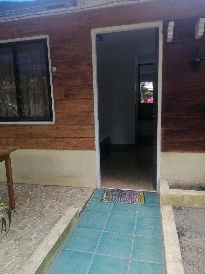 Dubay Panglao Beachfront Resort מראה חיצוני תמונה