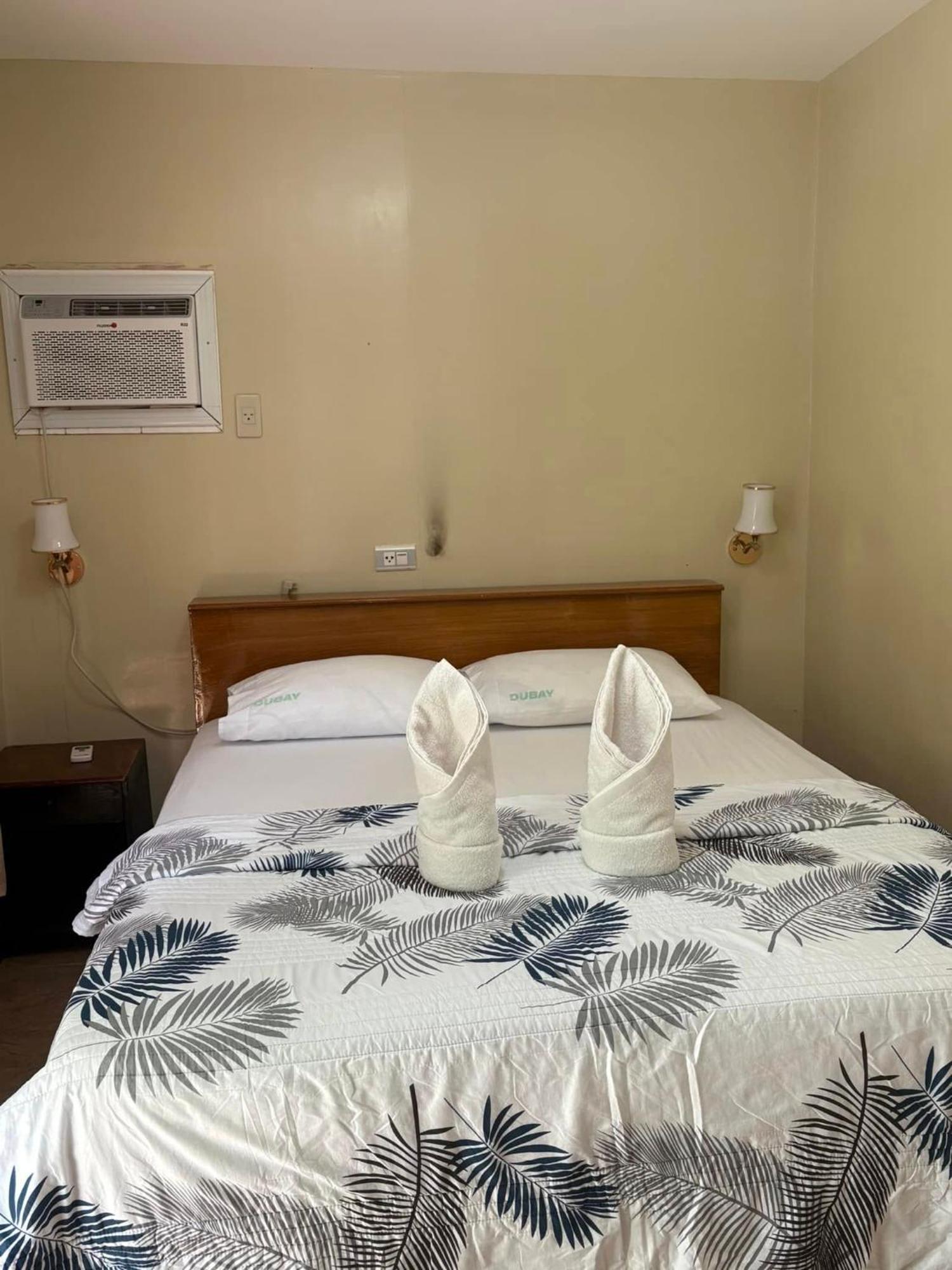 Dubay Panglao Beachfront Resort מראה חיצוני תמונה